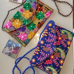 Colorful😄& fun embroidered 🧐envelope clutch set.